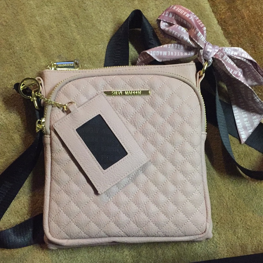👛👛 SOLD